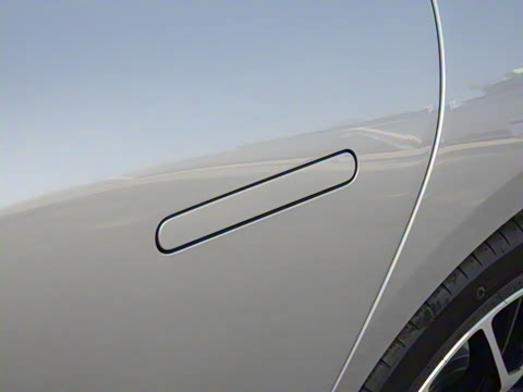 2023�� P7i 702 Max