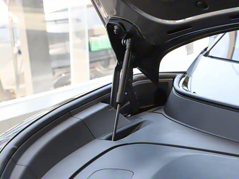 2025�� �Ŀ� Max ���̰�