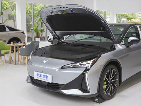 2025�� 560MAX 185kW