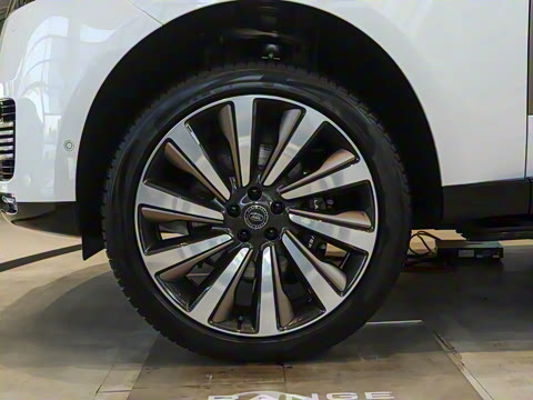 2024�� 3.0 L6 400PS SV���ٴ����ӳ���