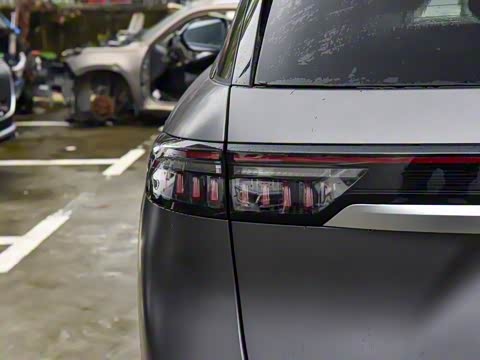 2025�� 2.0T ˫������������� 5��