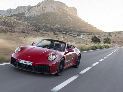 2025�� Carrera 4 GTS Cabriolet 3.6T