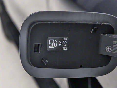 2025�� 2.0T�Զ�������Ӣ�� ����