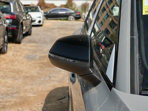 2025�� 45�����ذ� 40 TFSI ����������