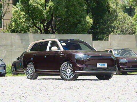 2025�� ���� Ultra�� 100kWh 6����