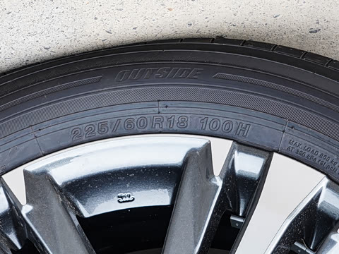 2024�� 2.5L���ܵ��˫�� ����������