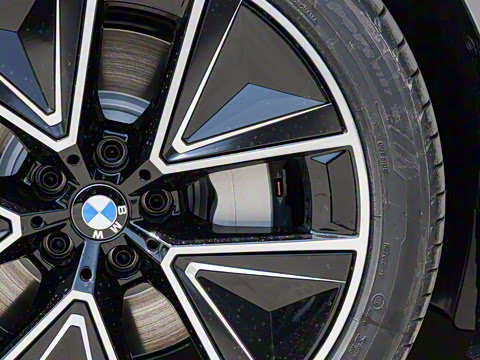 2025�� eDrive 40 L 50����������