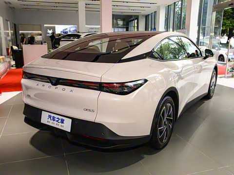 2024�� 560PRO 185kW