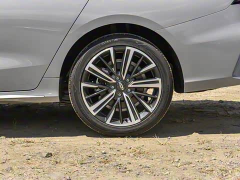 2024�� 1.6T DCT�