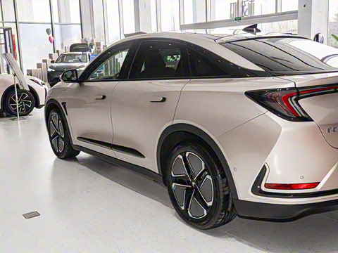 2025�� 735MAX 160kW