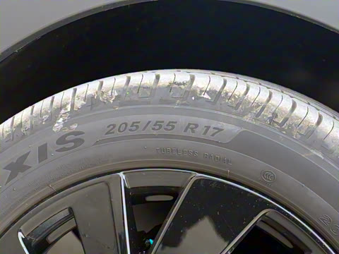 2025�� ���� 300TSI ������