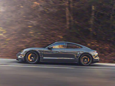 2025�� Taycan GTS