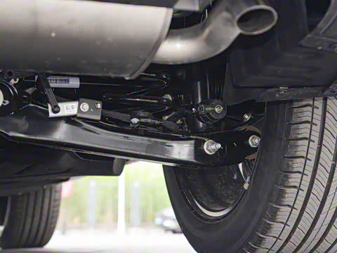 2025�� 2.0T ������������˹��