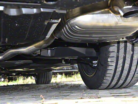 2025�� E 300 L ������