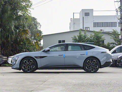 2025�� �Ŀ� Max�����