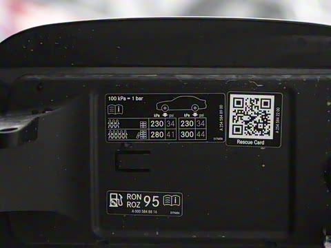 2025�� �Ŀ� GLC 260 L 4MATIC ������