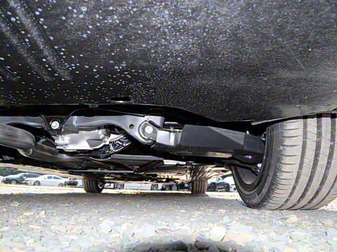 2025�� C 260 L 4MATIC �˶���