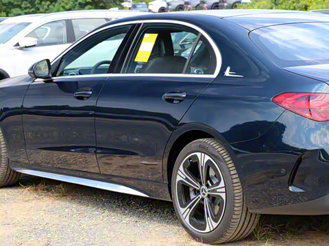 2025�� C 260 L 4MATIC �˶���