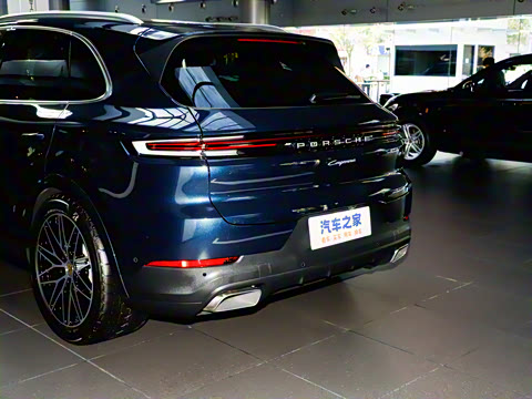 2025�� Cayenne 3.0T