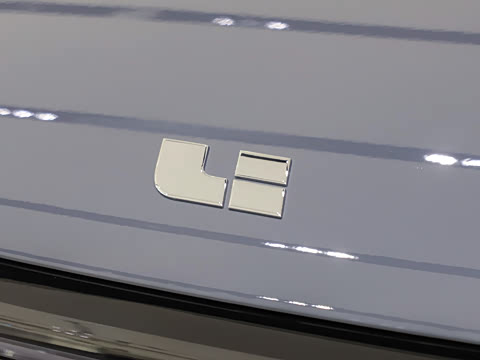 2025�� Ultra ���ܻ��°�