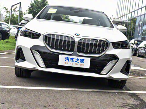 2024�� 525Li M�˶���װ