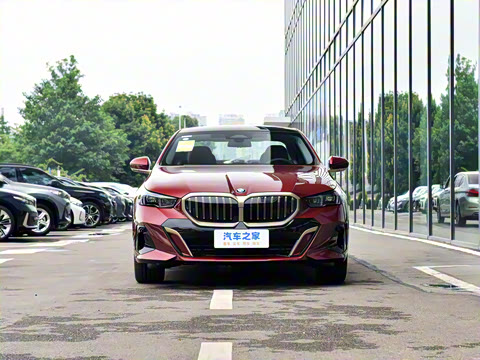 2024�� 525Li M�˶���װ