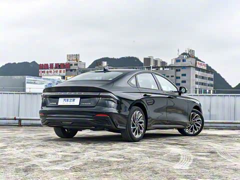 2025�� 2.0T ���ݻ춯��