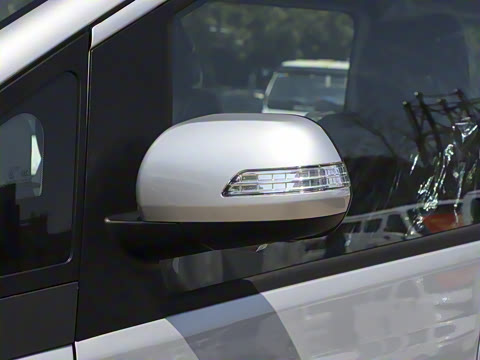 2025�� 1.8L �ֶ������ 5��