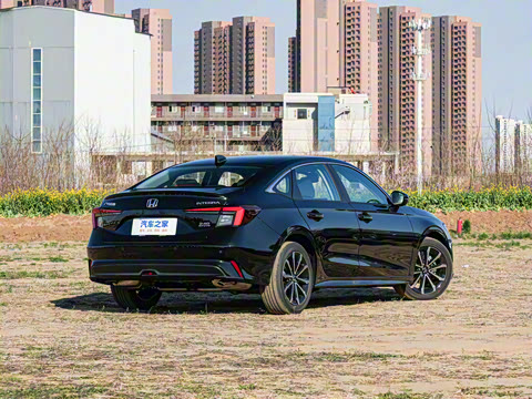 2025�� 240TURBO CVT�Ƽ���