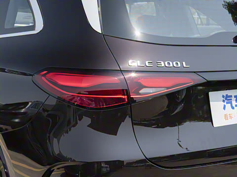 2025�� �Ŀ� GLC 300 L 4MATIC ������ 5��