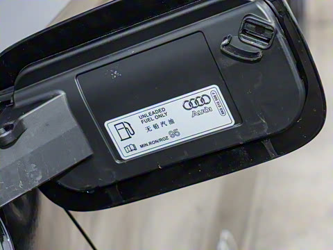 2025�� 45 TFSI ����������