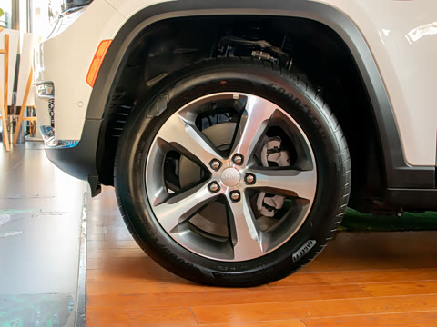 2024�� 4xe �߷��