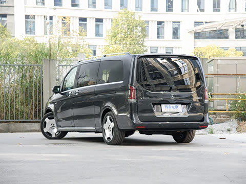 2024�� V 300 L ����������