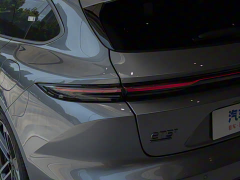 2025�� �ھ������ 75kWh Touring