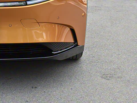 2025�� 550 PRO���а�