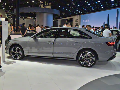 2025�� 200���������� 40 TFSI ���������� B&O ��ҹ��