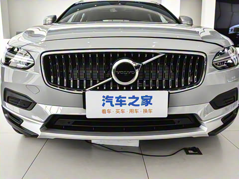 2025�� Cross Country B5 AWD ��Զ��