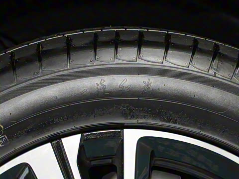 2024�� 600 Pro��ҫ��