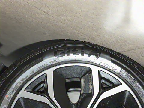 2025�� 705km Pro