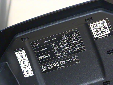 2025�� CLE 300 4MATIC �����ͽ��ܳ�