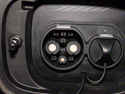 2025�� DM 215KM�����״��콢��