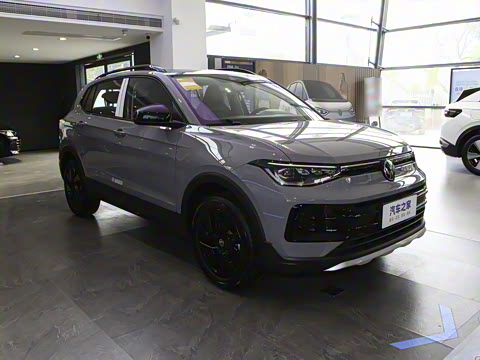 2025�� ���� 300TSI ������