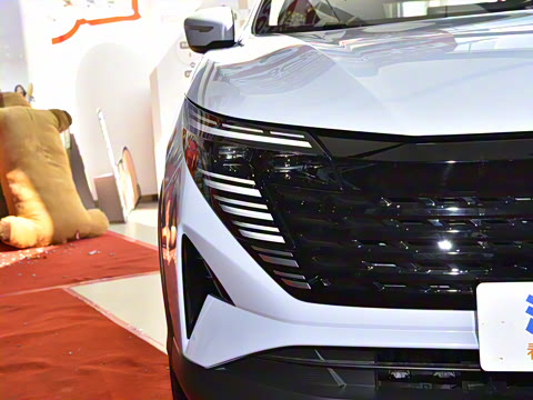 2025�� ���� 2.0L CVT XV���İ�