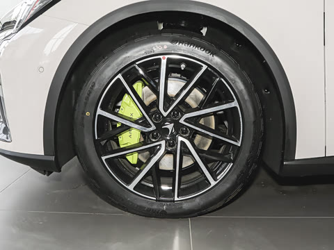 2025�� 560MAX 185kW