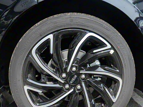 2025�� 2.0T ��ʿ�ر��