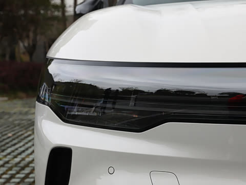 2025�� �����������Ǽݰ� 100kWh