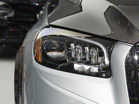 2025�� 4.0T ��³��