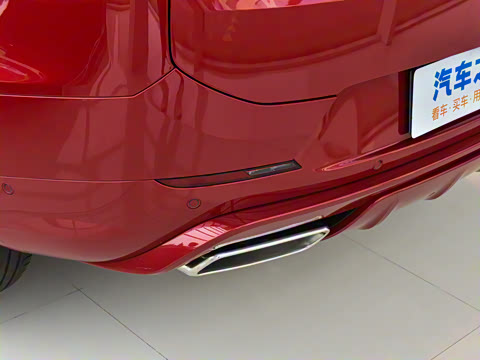 2024�� 400PS Dynamic SE