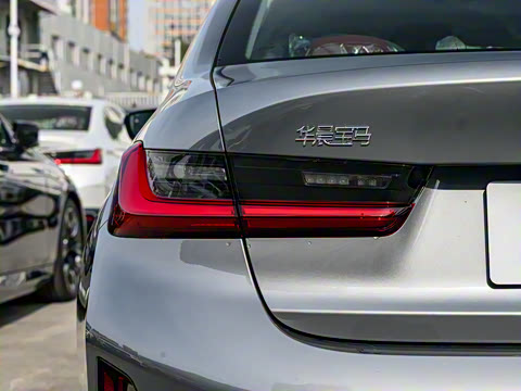 2025�� 325i M�˶���װ