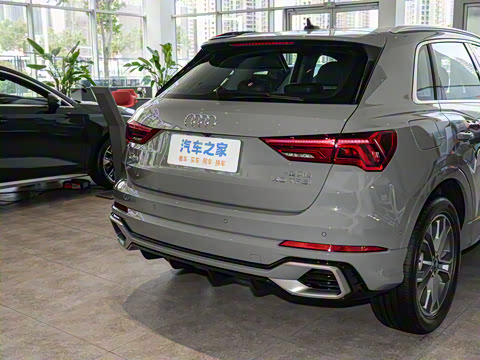 2025�� quattro 45�����ذ� 40TFSI ʱ�ж�����